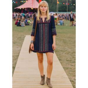 Anthropologie Akemi + Kin Tessa Dress Womens Sz 8 Navy Embroided Boho Festival